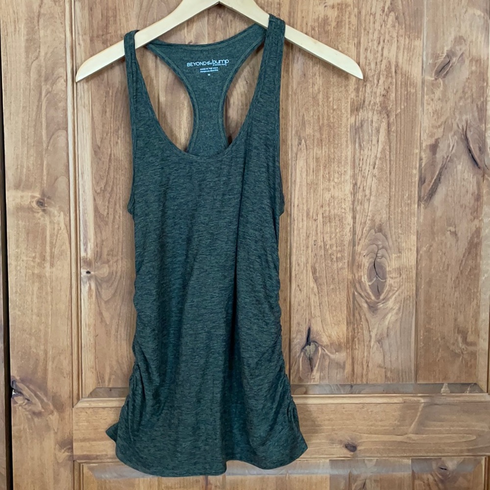 Beyond Yoga maternity top Medium